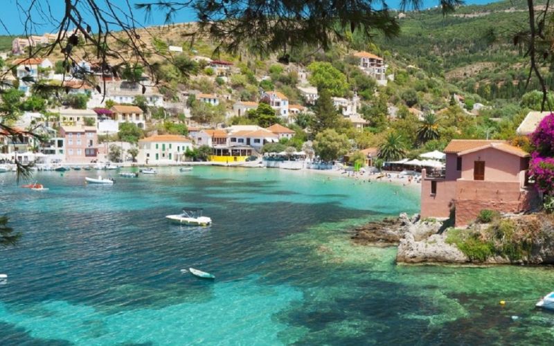 Assos Yeşilyurt Köyü