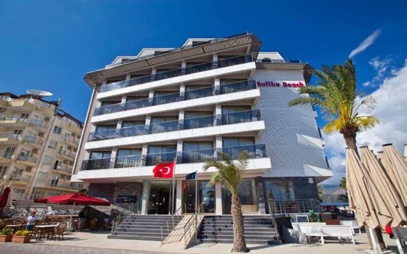 Aurasia Beach Hotel