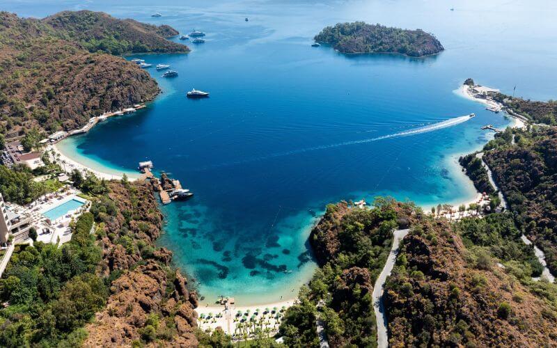 D Maris Bay