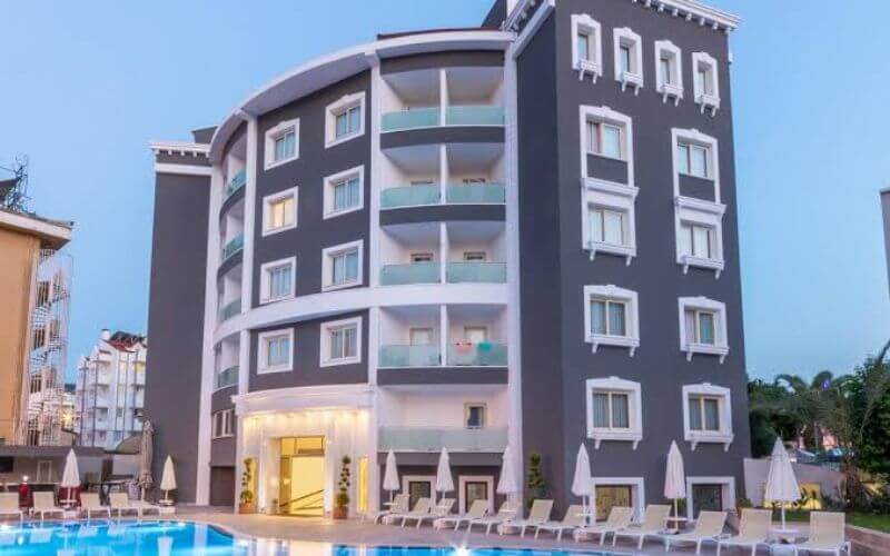 Motto Premium Hotel & Spa